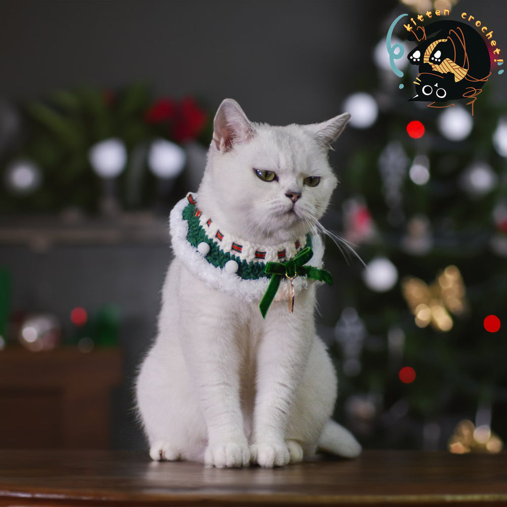 Festive Green Christmas Pet Collar with Santa Charm/Xmas Pet Outfit/Cat Christmas Costume/Pet Holiday Outfit/Festive Pet Accessories/Gift