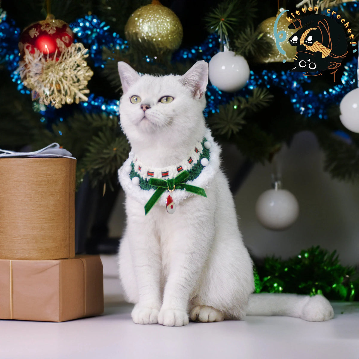 Festive Green Christmas Pet Collar with Santa Charm/Xmas Pet Outfit/Cat Christmas Costume/Pet Holiday Outfit/Festive Pet Accessories/Gift